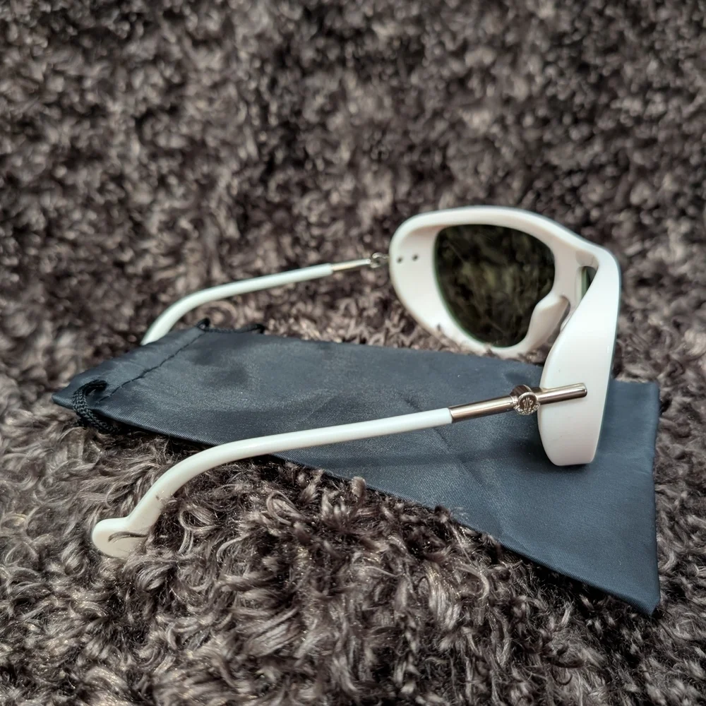 Unisex Moncler Sunglasses In Very Good Condition.
